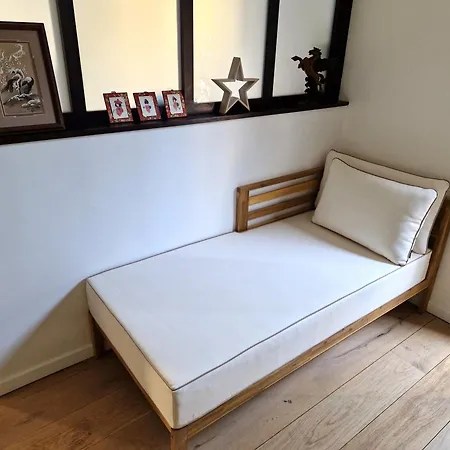 Villa Maison, 4 Chambres, Metro, Climatisation