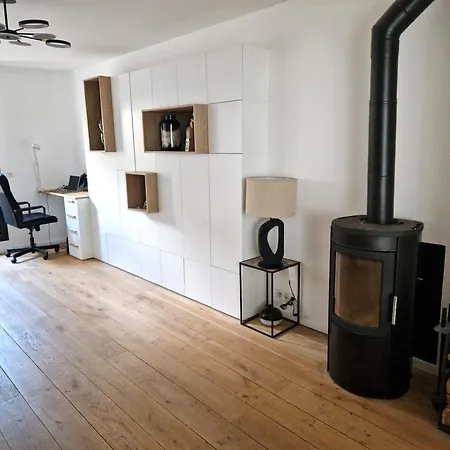 Maison, 4 Chambres, Metro, Climatisation